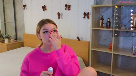 ellamilla online show from December 30, 5:37 am