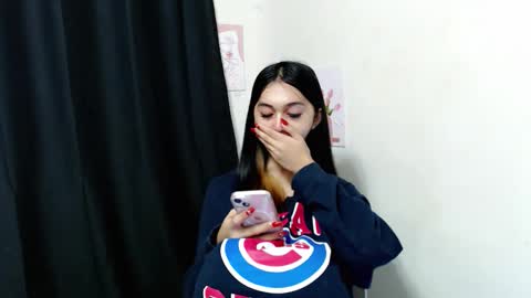 ELLA online show from November 30, 3:21 am