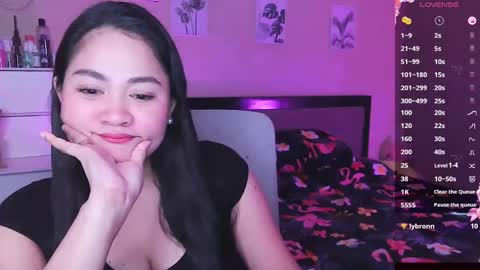 Snapshot of elleelle123 chatting on December 18, 2:10 am Ann online show from December 18, 2:10 am