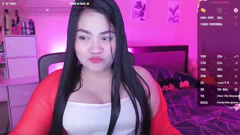 Snapshot of elleelle123 chatting on January 17, 2:29 am Ann online show from January 17, 2:29 am