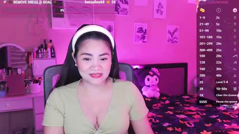 Snapshot of elleelle123 chatting on February 20, 2:18 am Ann online show from February 20, 2:18 am