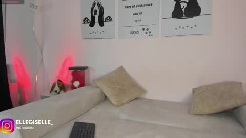 Yiss online show from March 22, 5:46 am