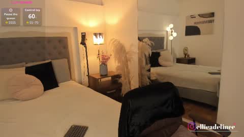 ellieadeline online show from June 15, 3:51 am