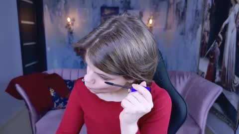 elliemurler online show from November 16, 9:10 am