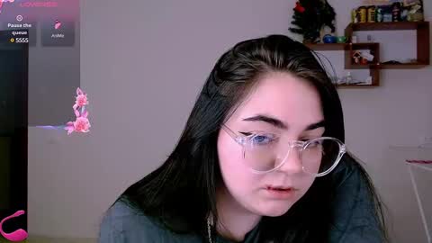 Ellie online show from February 25, 5:51 pm