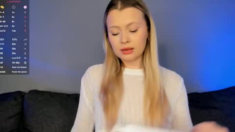 elly_ary online show from February 4, 6:17 pm