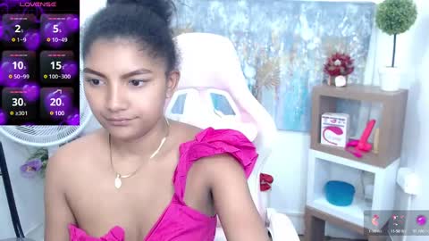 Elly online show from February 25, 6:23 pm