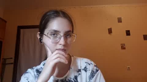 Kate online show from July 8, 2:30 pm