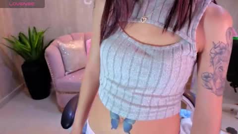 Elody  online show from November 19, 3:28 am