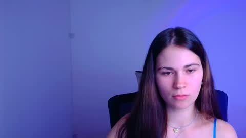 Elsa online show from February 7, 7:49 pm