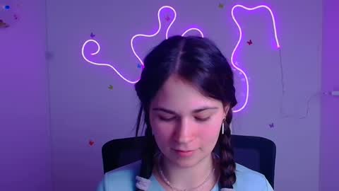 Elsa online show from March 4, 8:27 pm