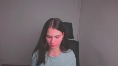 Elsa online show from January 28, 7:53 pm