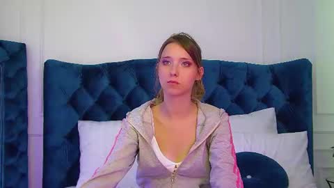 Elsie online show from June 27, 12:22 pm