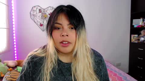 Ely online show from April 1, 10:18 pm