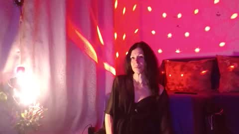 Elisa online show from January 17, 7:21 pm