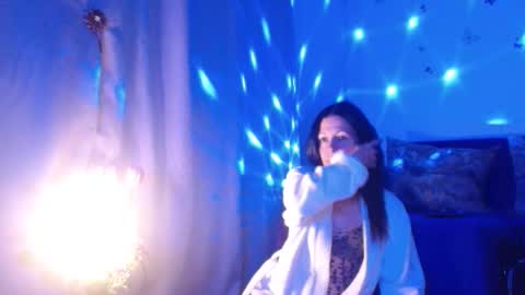 Elisa online show from November 5, 12:16 am