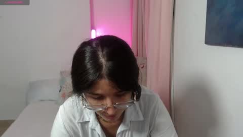 Snapshot of em_aa1 chatting on January 19, 3:18 am A N D R E A online show from January 19, 3:18 am