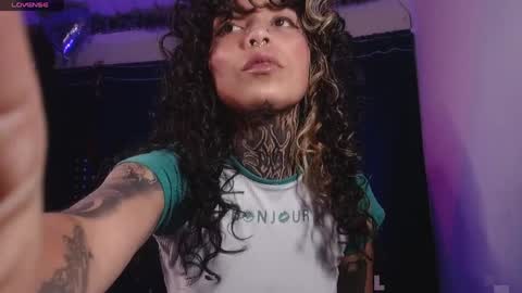 ema_ploxx online show from April 3, 2:42 am