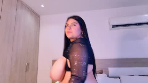 EmaGray online show from April 16, 9:39 pm