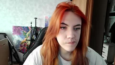 ember__fox online show from March 23, 11:49 am