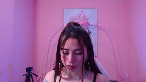 ember_queen online show from July 16, 12:32 pm