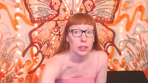 Snapshot of ember_starleena chatting on October 5, 2:55 pm Ember Starleena online show from October 5, 2:55 pm