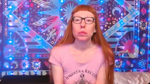Snapshot of ember_starleena chatting on February 26, 3:21 pm Ember Starleena online show from February 26, 3:21 pm