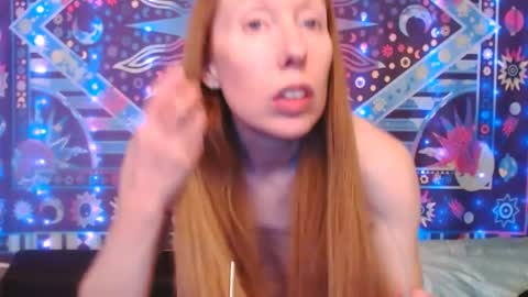 Snapshot of ember_starleena chatting on March 5, 3:51 pm Ember Starleena online show from March 5, 3:51 pm