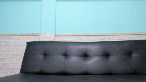 Emily online show from March 10, 11:34 am