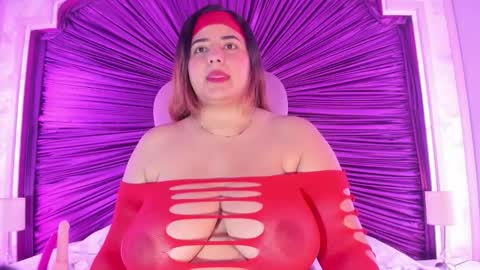 Emiily Grace online show from March 15, 12:18 pm