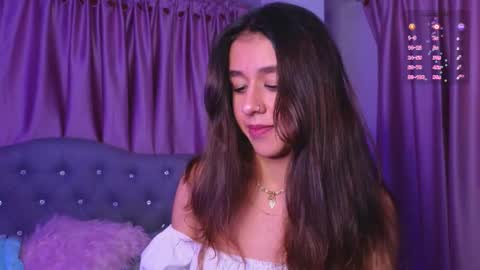 Snapshot of emiiscoot_1 chatting on October 8, 12:59 am Emily online show from October 8, 12:59 am