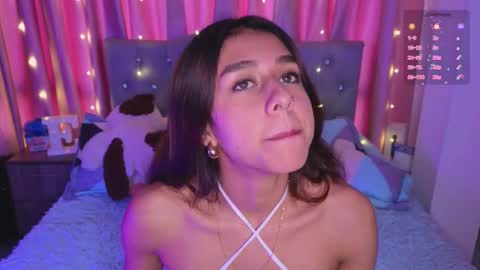 Snapshot of emiiscoot_1 chatting on September 12, 9:11 pm Emily online show from September 12, 9:11 pm