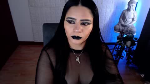 Snapshot of emili_evans_ chatting on February 20, 3:41 pm POWERFULL GODDESS EMILI online show from February 20, 3:41 pm
