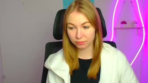 Emilia online show from March 21, 6:40 am