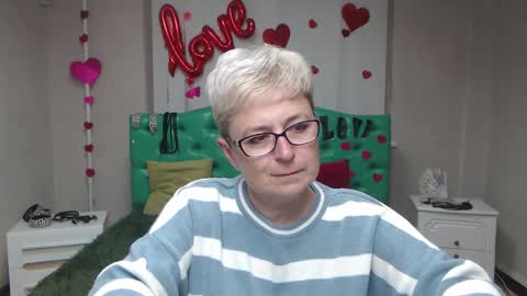 EmiliaGree online show from September 30, 6:35 pm