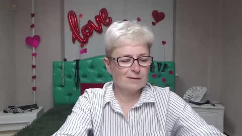 EmiliaGree online show from September 10, 5:13 pm