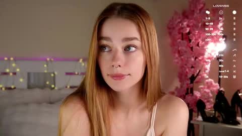 Tessa online show from February 13, 9:22 am