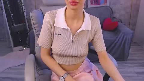 Emily online show from March 30, 8:36 am