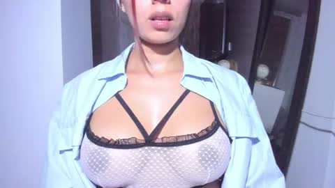 emilly online show from May 1, 12:47 am