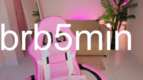 Emily online show from May 1, 1:09 am