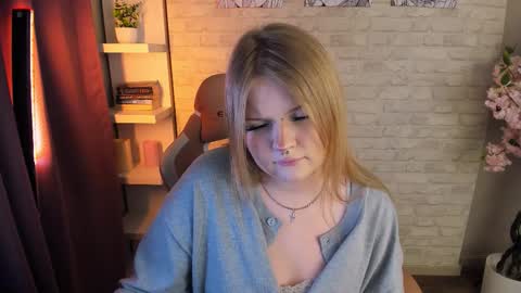 emily_coyness online show from March 16, 6:56 pm