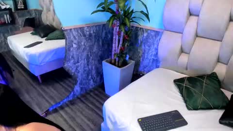 Emily online show from March 5, 12:22 pm