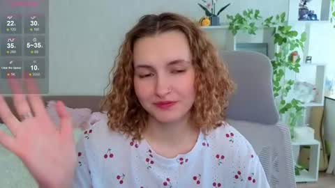 Emily online show from August 2, 9:12 am