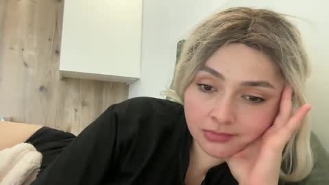 emily_morning_dew online show from October 25, 1:08 pm