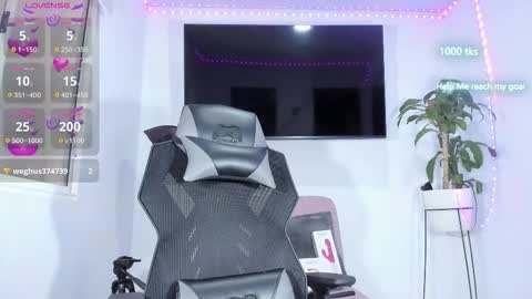 emily_palmeer online show from November 24, 11:34 am