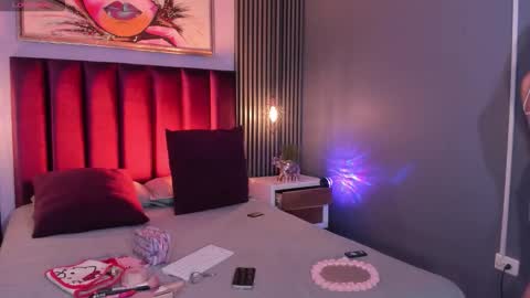 Emily  online show from December 19, 10:02 pm