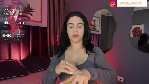 Snapshot of emily_roberts1 chatting on January 25, 12:30 pm Emily online show from January 25, 12:30 pm