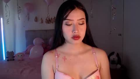 Emily  Swan online show from January 4, 4:00 pm