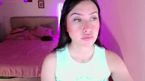 Emily  Swan online show from November 4, 1:21 am