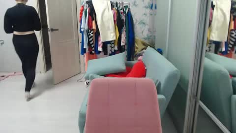 Emily online show from April 23, 5:48 pm